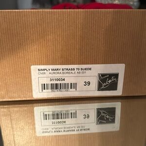 Simply Mary Strass 70 Suede Christian Louboutin size 39